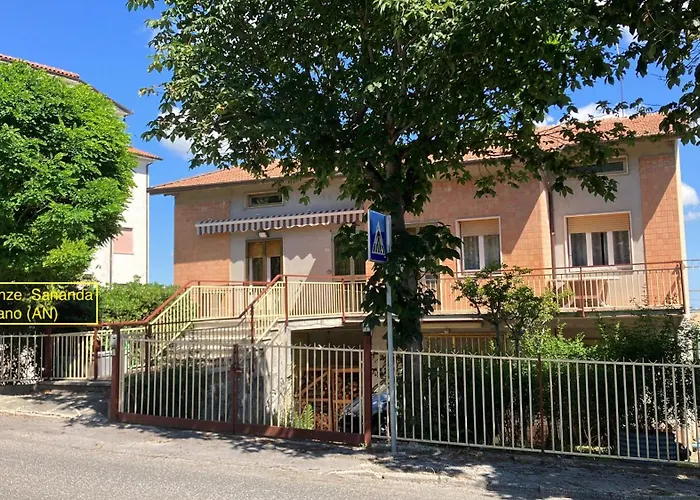 Alloggio in famiglia Casa Sananda A *