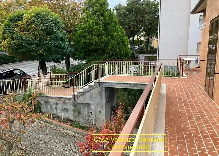 Alloggio in famiglia Casa Sananda A *